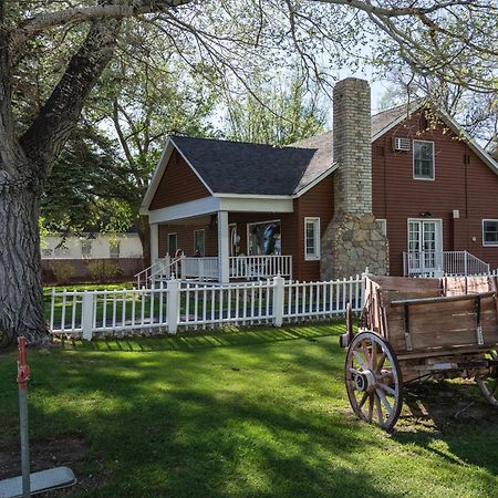 Silver Maple Inn And The Cain House Country Suites Bridgeport Buitenkant foto