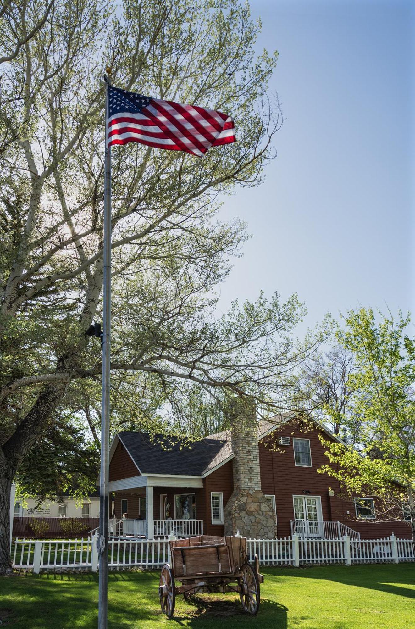 Silver Maple Inn And The Cain House Country Suites Bridgeport Buitenkant foto